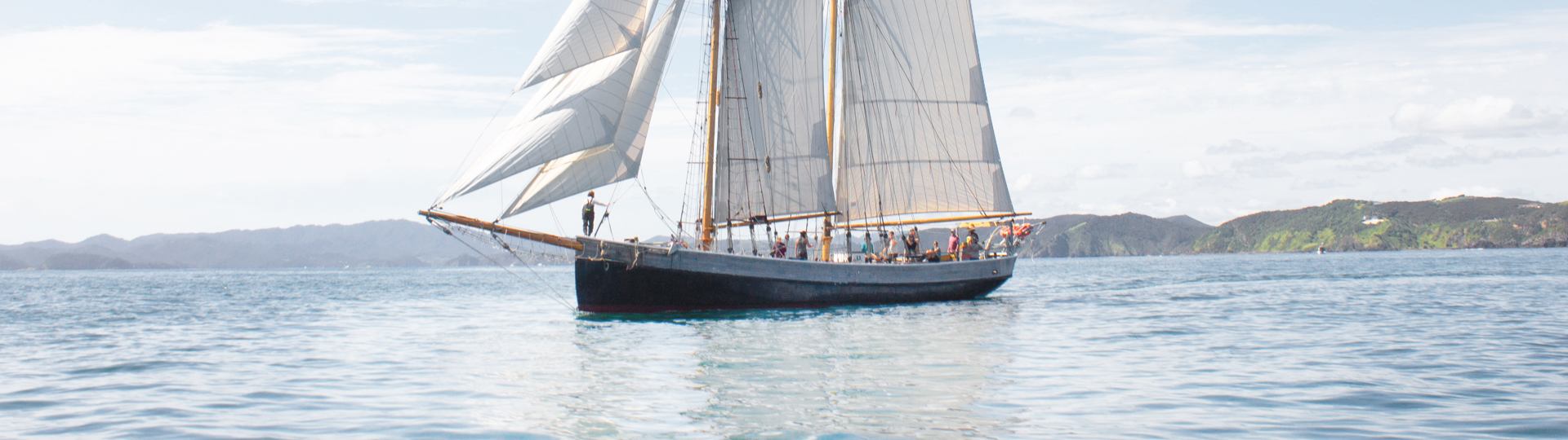R Tucker Thompson | Fullers Bay of Islands | Ship Sailing